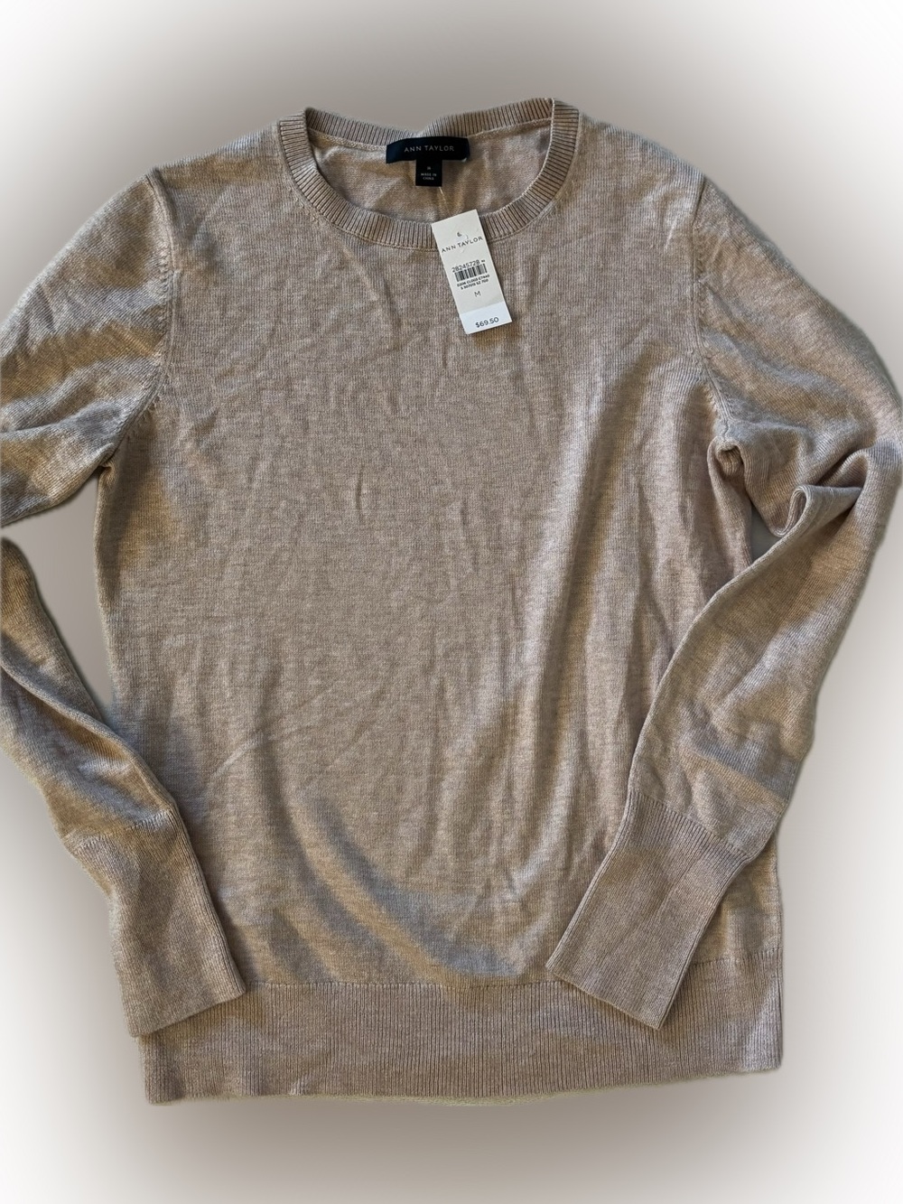Ann Taylor Women's Tan
Crewneck Sweater- NWT- Size M
